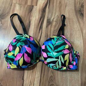PINK Wear Everywhere Super Push Up Floral Bra Sz 36C